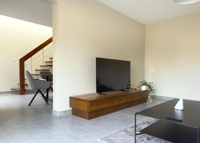 Feriehus Maison Contemporaine De 150 M2 Avec Garage Prive Et Terrasse Ensoleillee *